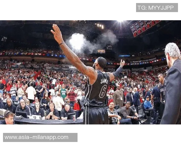 老詹十年如一日里德感慨与传奇的岁月交错回忆